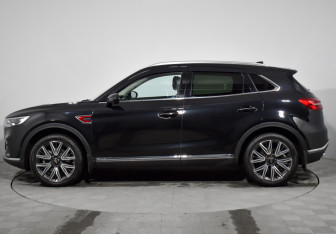 Подержанный автомобиль Hongqi HS5 2024 года (8 фото)