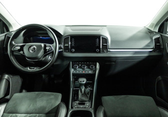 Подержанный автомобиль Skoda Karoq 2020 года (13 фото)