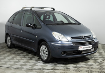 Подержанный автомобиль Citroen Xsara Picasso 2006 года (3 фото)