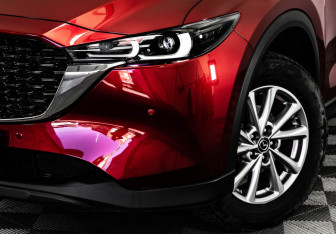 Подержанный автомобиль Mazda CX-5 2023 года (2 фото)