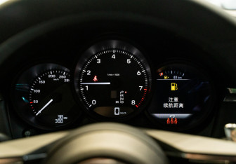 Новый Porsche Macan 2025 (19 фото)