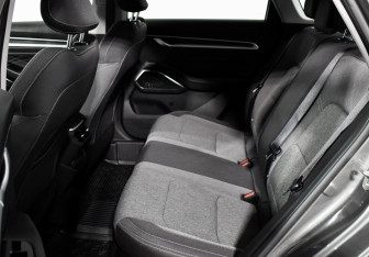 Подержанный автомобиль Geely Emgrand 2024 года (11 фото)