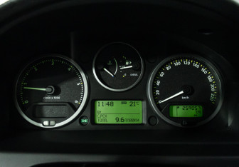 Подержанный автомобиль Land Rover Freelander 2010 года (12 фото)