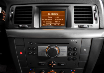 Подержанный автомобиль Opel Vectra Liftback 2008 года (14 фото)