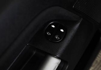 Подержанный автомобиль Ford Fusion 2007 года (19 фото)