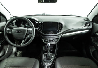 Подержанный автомобиль LADA (ВАЗ) Vesta Sedan 2022 года (13 фото)
