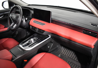 Подержанный автомобиль Haval Jolion 2024 года (12 фото)