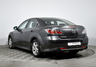 Подержанный автомобиль Mazda 6 Sedan 2010 года (7 фото)