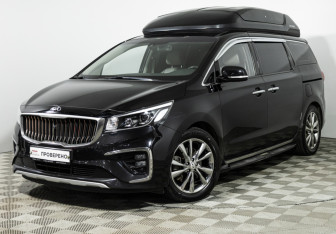 Подержанный автомобиль Kia Carnival 2020 года (1 фото)