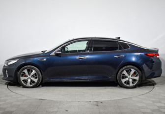 Подержанный автомобиль Kia Optima Sedan 2017 года (8 фото)