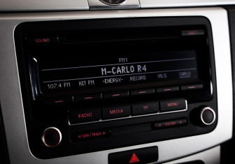 Подержанный автомобиль Volkswagen Passat Sedan 2012 года (12 фото)