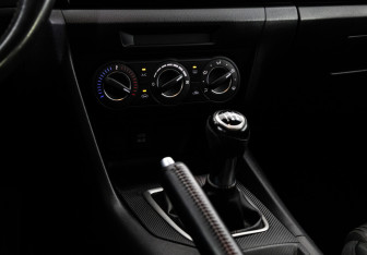 Подержанный автомобиль Mazda 3 Sedan 2013 года (11 фото)