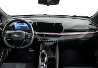 Подержанный автомобиль Geely Coolray 2024 года (13 фото)