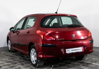 Подержанный автомобиль Peugeot 308 Hatchback 2010 года (7 фото)