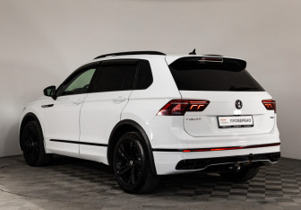 Подержанный автомобиль Volkswagen Tiguan 2021 года (7 фото)