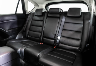 Подержанный автомобиль Mazda CX-5 2016 года (17 фото)