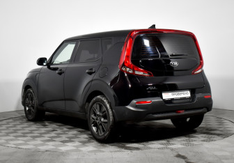 Подержанный автомобиль Kia Soul 2020 года (7 фото)