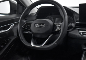 Подержанный автомобиль Geely Emgrand 2024 года (14 фото)