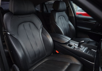 Подержанный автомобиль BMW X6 2018 года (25 фото)