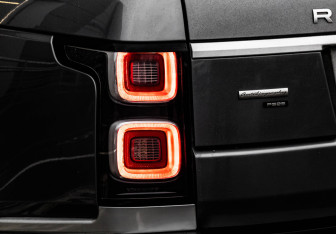 Подержанный автомобиль Land Rover Range Rover 2019 года (18 фото)