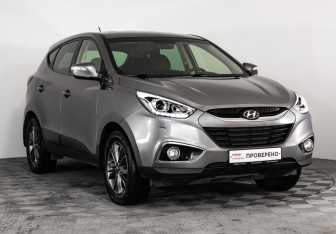 Подержанный автомобиль Hyundai ix35 2015 года (3 фото)
