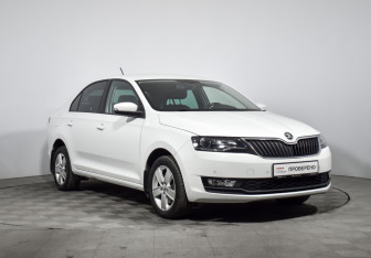 Подержанный автомобиль Skoda Rapid Liftback 2019 года (3 фото)