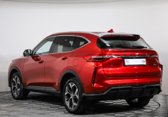 Подержанный автомобиль Haval F7 2022 года (7 фото)