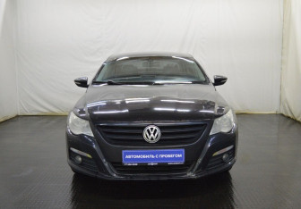 Подержанный автомобиль Volkswagen Passat CC 2010 года (2 фото)