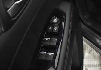 Подержанный автомобиль Mazda CX-5 2021 года (19 фото)