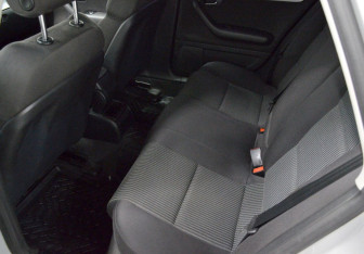 Подержанный автомобиль Audi A4 Sedan 2007 года (11 фото)