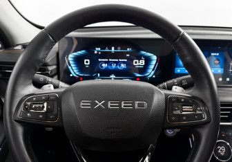 Подержанный автомобиль Exeed TXL 2023 года (18 фото)