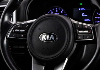 Подержанный автомобиль Kia Sportage 2019 года (12 фото)