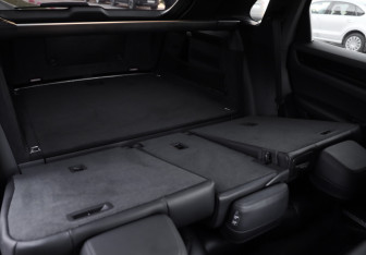 Подержанный автомобиль Porsche Cayenne 2019 года (31 фото)