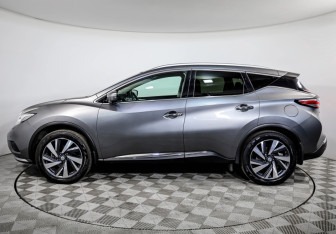 Подержанный автомобиль Nissan Murano Suv 2019 года (8 фото)