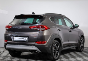 Подержанный автомобиль Hyundai Tucson 2017 года (5 фото)