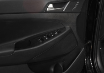 Подержанный автомобиль Hyundai Tucson 2020 года (19 фото)