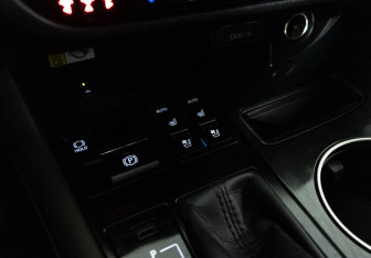 Подержанный автомобиль Lexus RX 2021 года (17 фото)