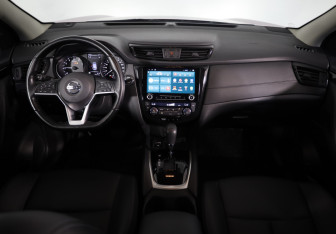 Подержанный автомобиль Nissan Qashqai 2020 года (9 фото)