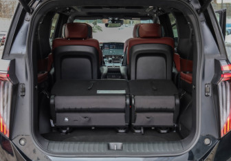 Подержанный автомобиль GAC M8 2024 года (37 фото)