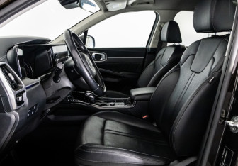 Подержанный автомобиль Kia Sorento 2021 года (19 фото)