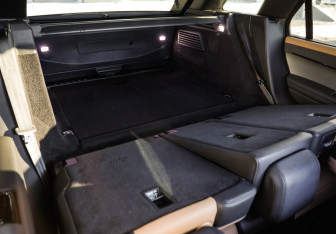 Подержанный автомобиль Land Rover Range Rover Sport 2024 года (31 фото)