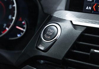 Подержанный автомобиль BMW X3 2019 года (26 фото)