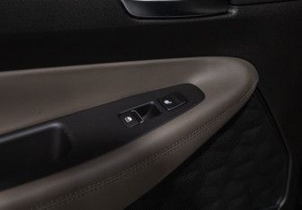 Подержанный автомобиль Hyundai Santa Fe 2021 года (21 фото)