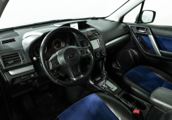 Подержанный автомобиль Subaru Forester Suv 2014 года (11 фото)