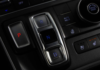 Подержанный автомобиль Hyundai Santa Fe 2021 года (20 фото)