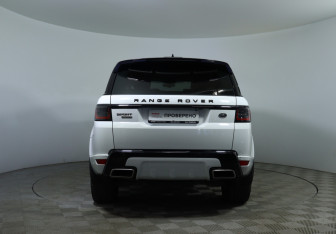 Подержанный автомобиль Land Rover Range Rover Sport 2018 года (6 фото)