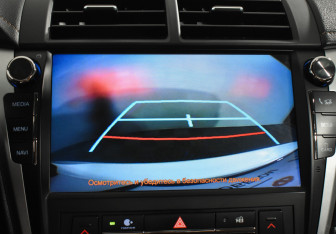 Подержанный автомобиль Toyota Camry Sedan 2017 года (15 фото)