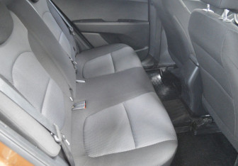 Подержанный автомобиль Hyundai Creta 2017 года (13 фото)