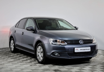 Подержанный автомобиль Volkswagen Jetta Sedan 2012 года (3 фото)