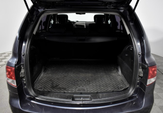 Подержанный автомобиль SsangYong Kyron 2010 года (18 фото)